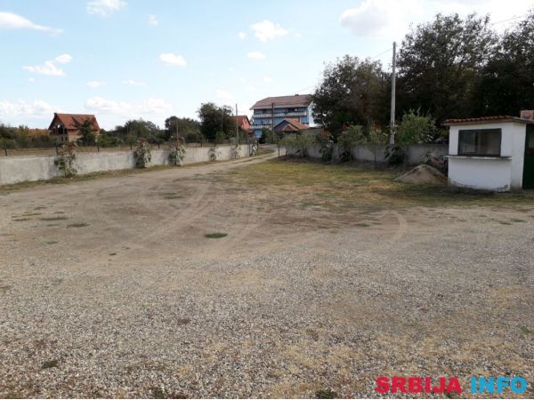 Magacin 260 kvadrata j magacin od 80 kvadrata