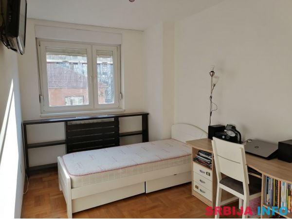 LUX 3.0,Suboticka, uknjizen, garaza, vlasnik
