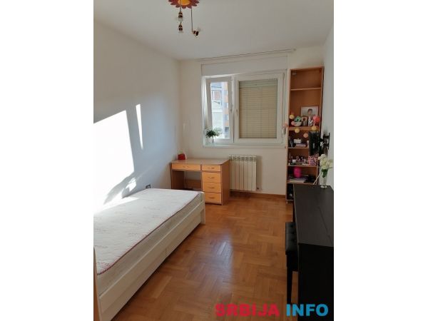 LUX 3.0,Suboticka, uknjizen, garaza, vlasnik