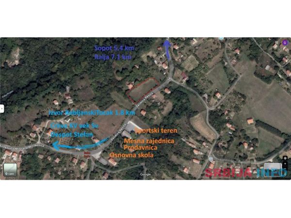 Plac 23ari u gradjevinskoj zoni, 1/1,cist, ravan