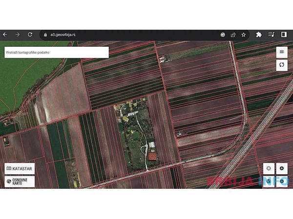 Prodajem placeve na Palicu