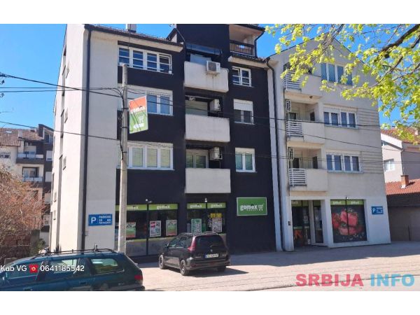 Prodajem stan u Velikom Gradistu
