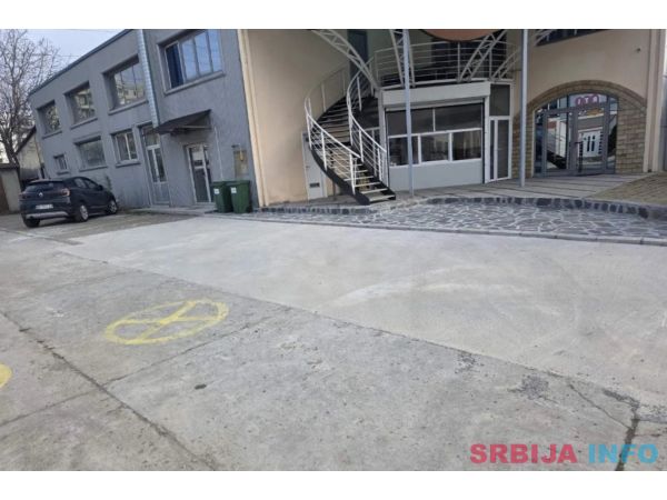 Komercijalni prostor za izdavanje 360m2 i 160m2