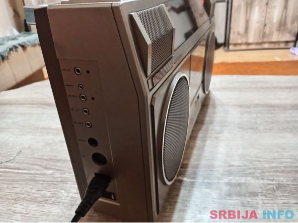 Radio kasetofon SABA RCR 480