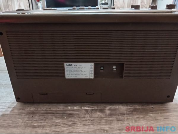 Radio kasetofon SABA RCR 480