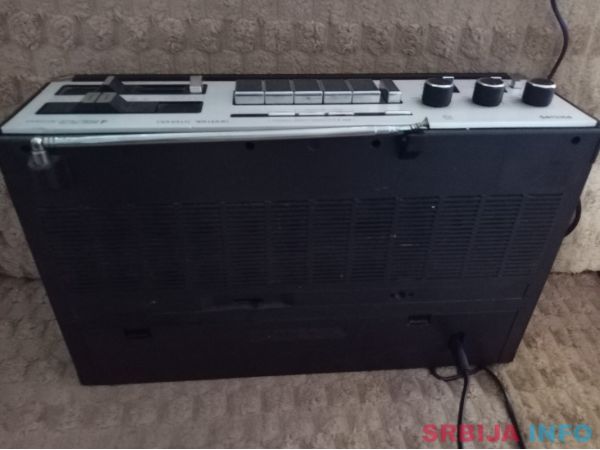 Spatial philips stereo 698