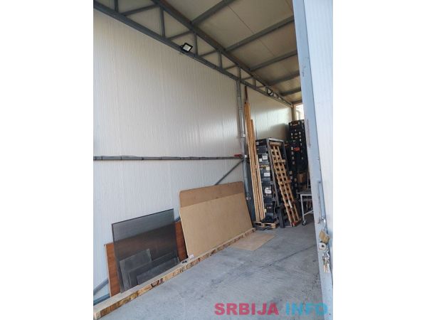 Izdajem magacinski prostor