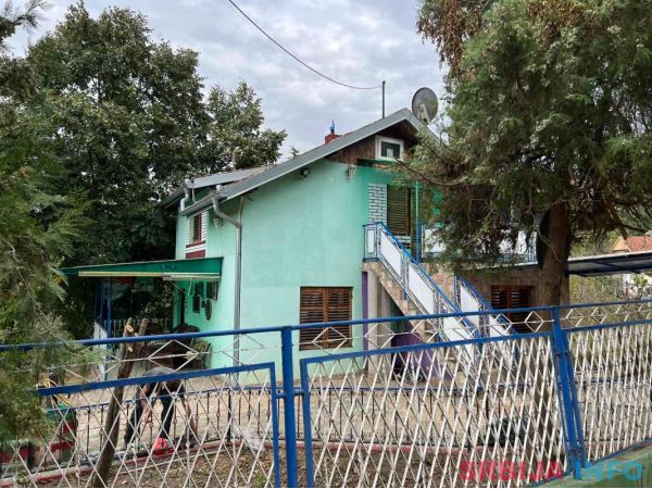 Kuća 130 m2 na putu za Seone Smederevo 