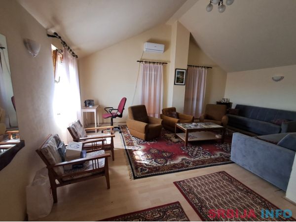 Vikendica na Fru&scaron;koj gori, 156m2
