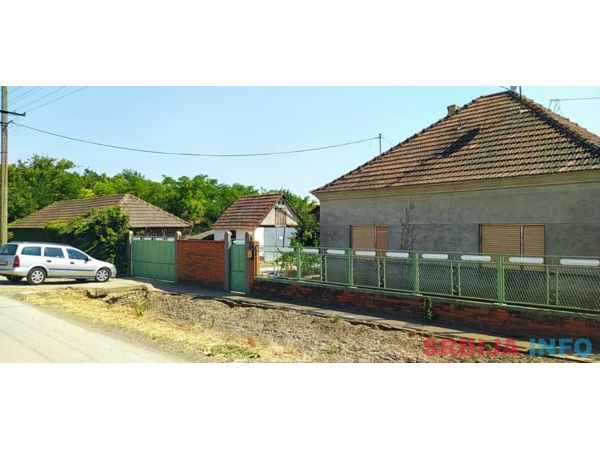 Kuća, Majdan (Novi Kneževac), 110 m2