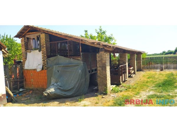 Kuća, Majdan (Novi Kneževac), 110 m2