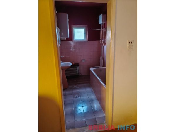 Kuća, Majdan (Novi Kneževac), 110 m2