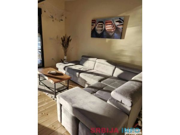 Splav 80 m2 Umka Čukarica Beograd 
