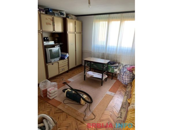 Prodajem kucu u Stepojevcu