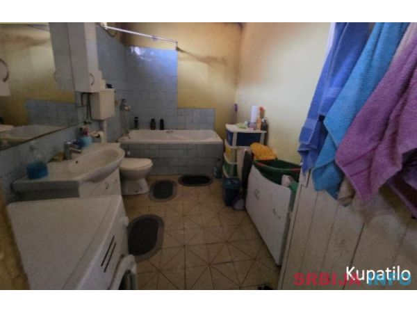 Porodična tipska kuća u Begeču