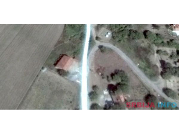 Stambeno-poslovni objekat Cortanovci