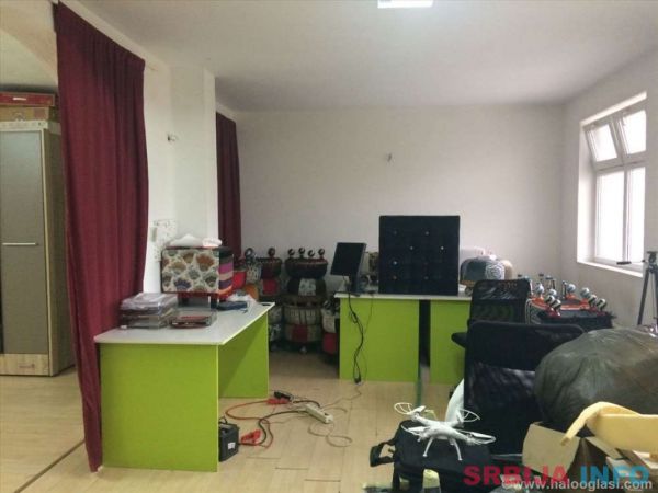 Lokal 81m2 Novi Beograd-Zemun