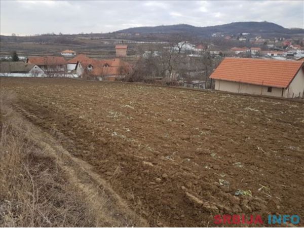 Placevi na prodaju-Slanci