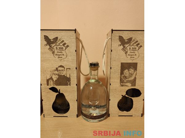 Domaca rakija od dunje, sljive, kruske, kajsije, flasa sa du