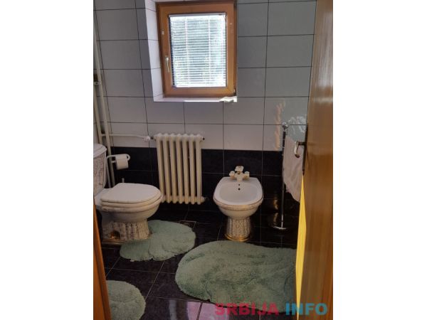 Kuca 300m2 na prodaju, Beograd-Avala