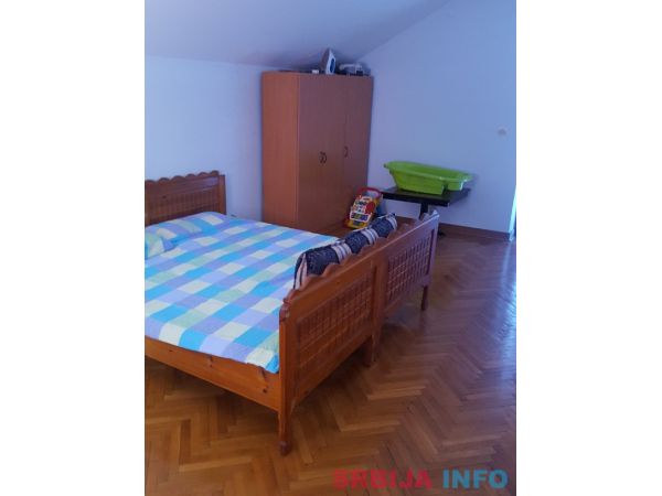 Kuca 300m2 na prodaju, Beograd-Avala
