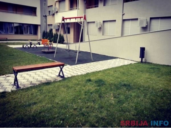 Klupe od drveta - URBANA OPREMA DOO