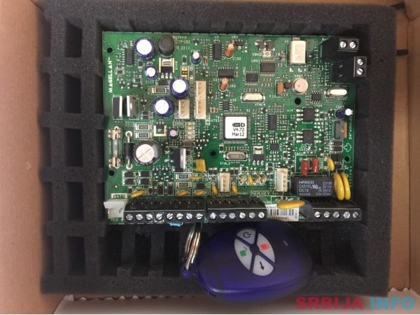 AlarmBežična alarmna centrala Paradox MG5000R1&nbsp; 