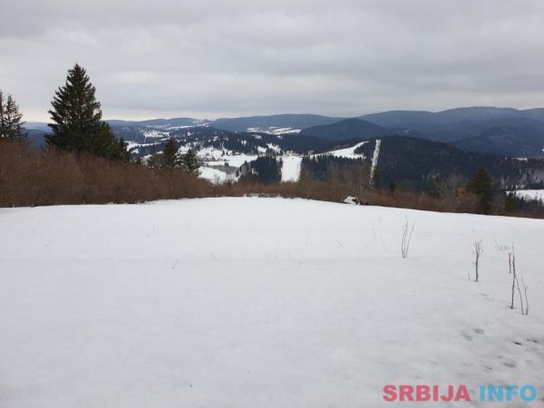 Prodajem zemljiste na Zlataru
