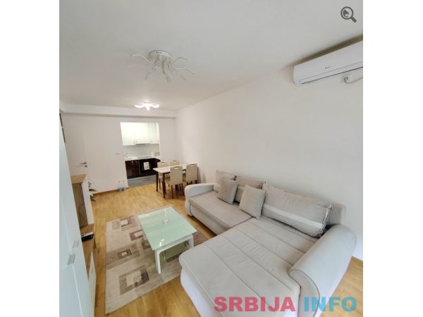 Trosoban Apartman Safari 1 Novi Sad Petrovaradin