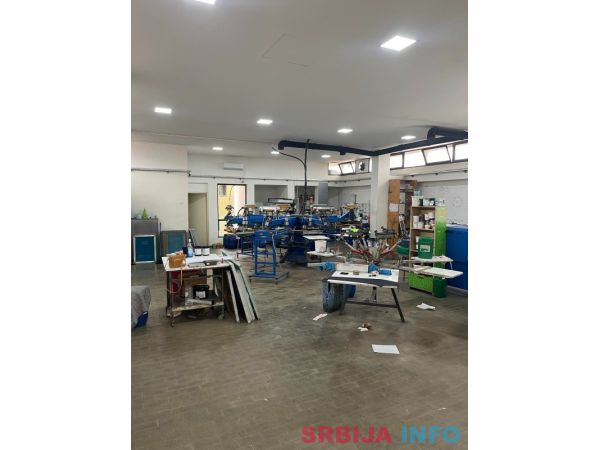 Prodajem poslovni prostor u Arilju