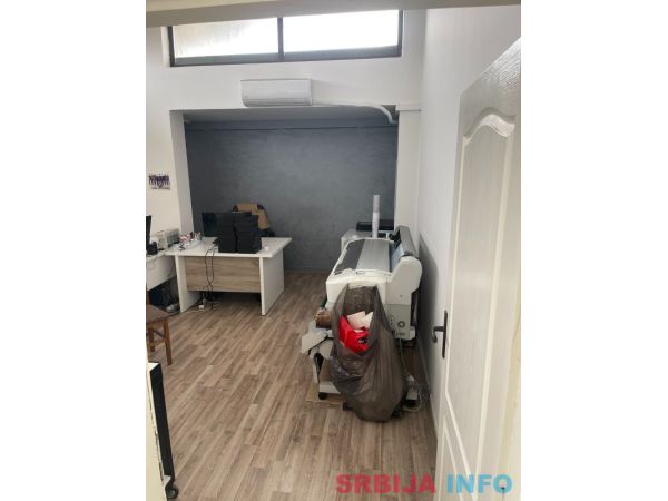 Prodajem poslovni prostor u Arilju