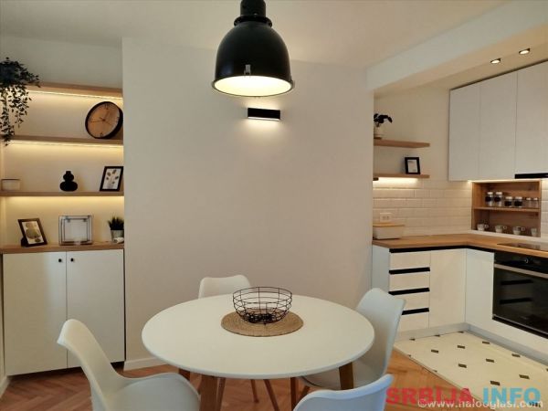 Centar, četvorosoban lux de lux 1200&euro;
