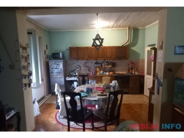 Porodicna kuca u srcu Starog Futoga-Novi Sad