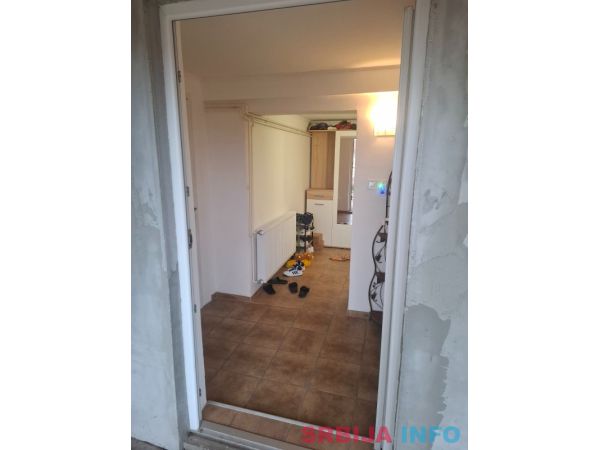 Na prodaju kuca u Novom Beceju