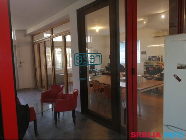 Prodajem / izdajem poslovni objekat sa halom ul. Vinogradska