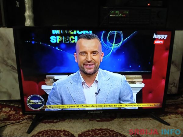 Favorit tv led 32dn4m3t2a-44hd smart