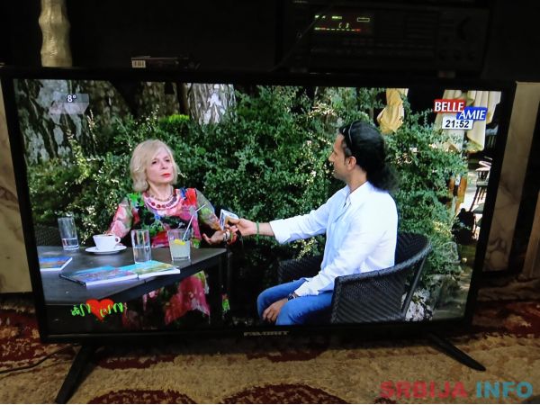 Favorit tv led 32dn4m3t2a-44hd smart