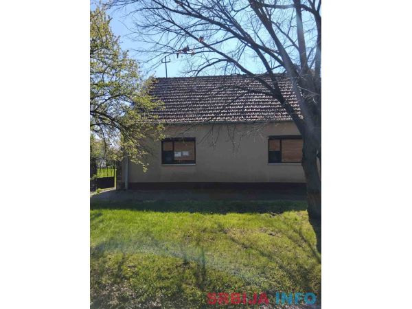 Prodajem kuću u Banatskom Karađorđevu