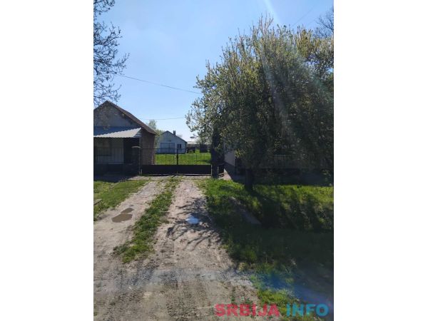 Prodajem kuću u Banatskom Karađorđevu