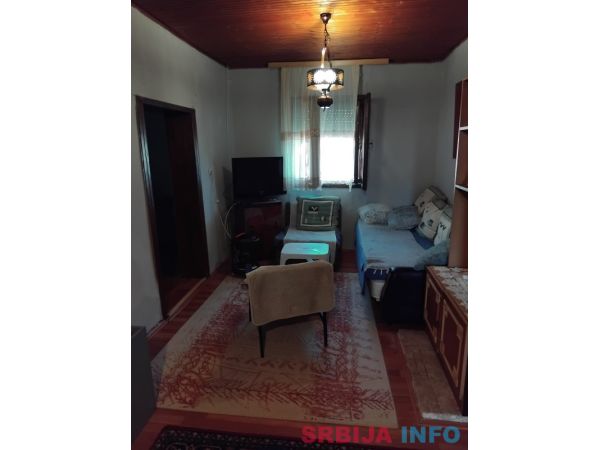 Prodajem kuću u Banatskom Karađorđevu