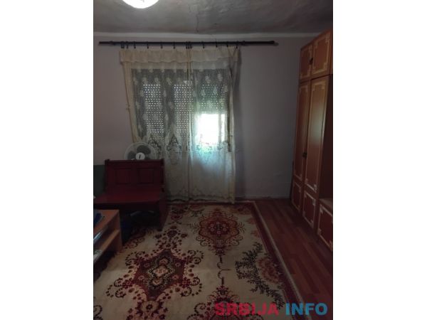 Prodajem kuću u Banatskom Karađorđevu