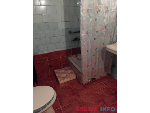 Prodajem kuću u Banatskom Karađorđevu