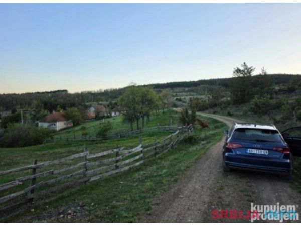 Plac 30 ari Tometino polje Požega 