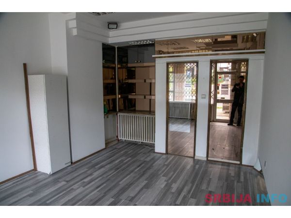Izdajem lokal na Banovom Brdu
