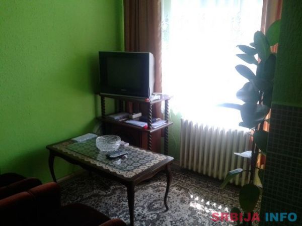 PRODAJEM GARSONJERU 20 m2
