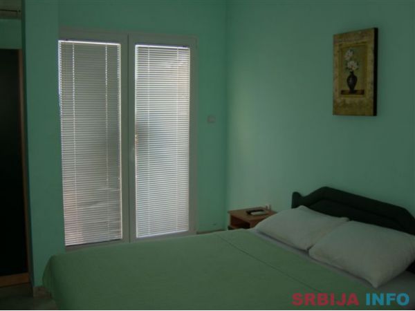 Sutomore - Apartmani na ekstra lokaciji
