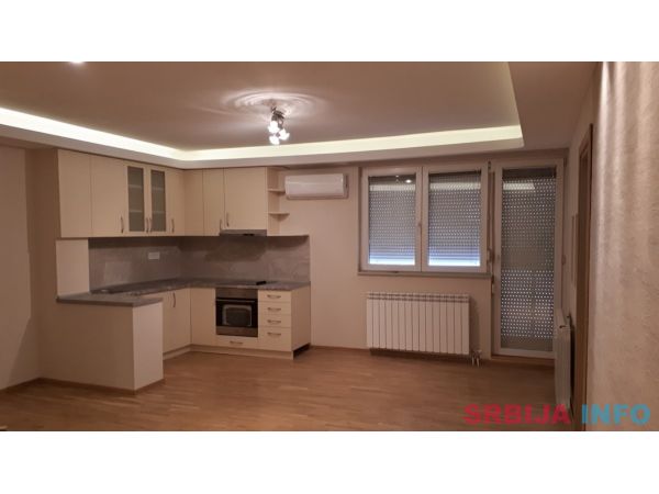 Stan na prodaju-Brace Jerkovic 78m2+15m2 terasa