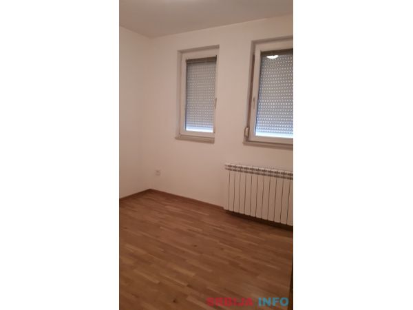 Stan na prodaju-Brace Jerkovic 78m2+15m2 terasa
