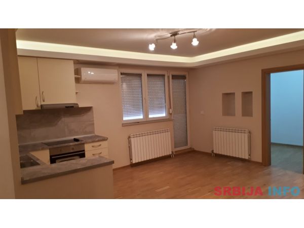 Stan na prodaju-Brace Jerkovic 78m2+15m2 terasa