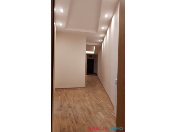 Stan na prodaju-Brace Jerkovic 78m2+15m2 terasa